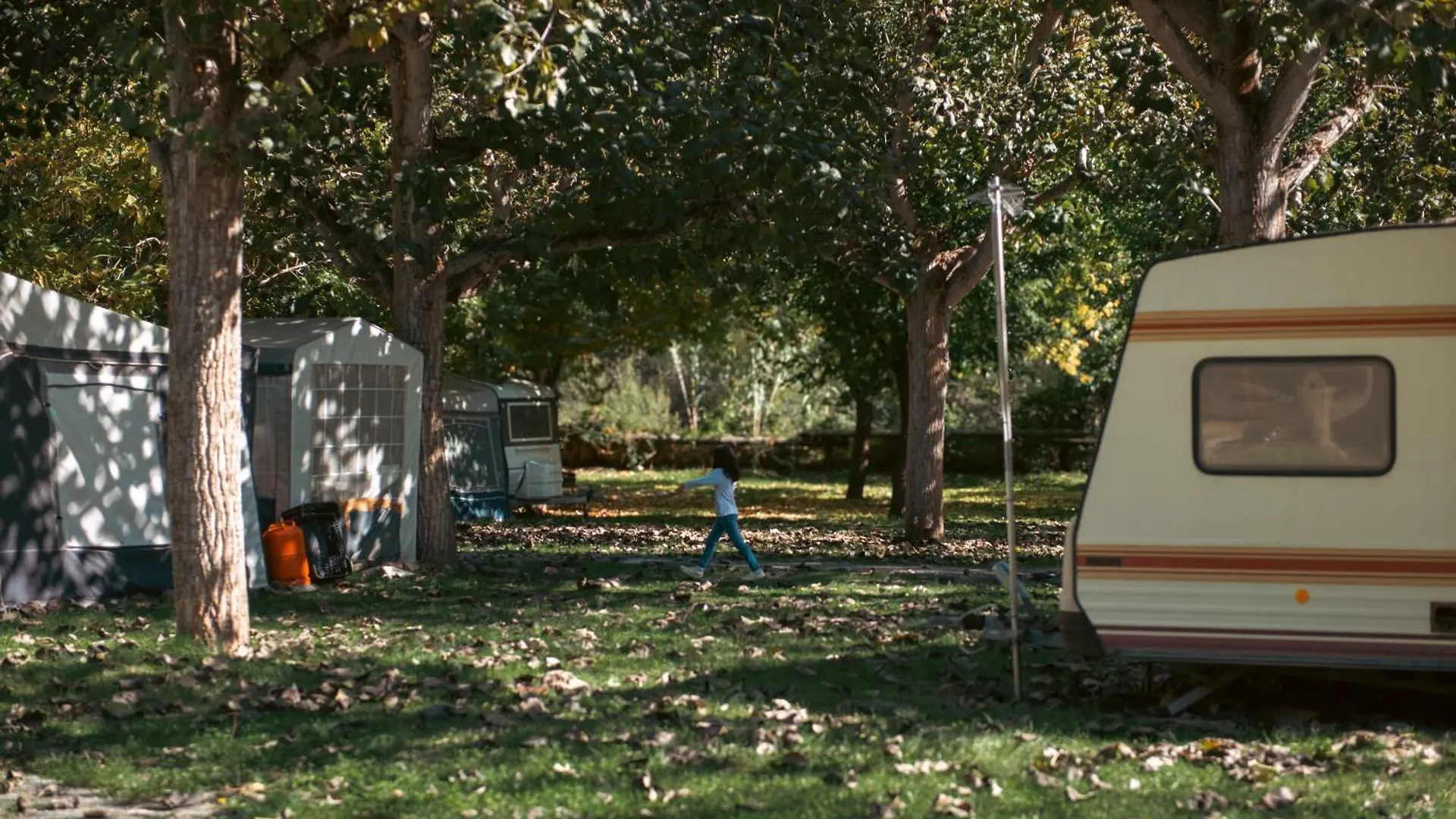 Apartaments I Bungalows Camping L'Orri Del Pallars Ribera de Montardit