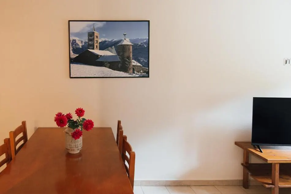 Apartaments I Bungalows Camping L'Orri Del Pallars Ribera de Montardit