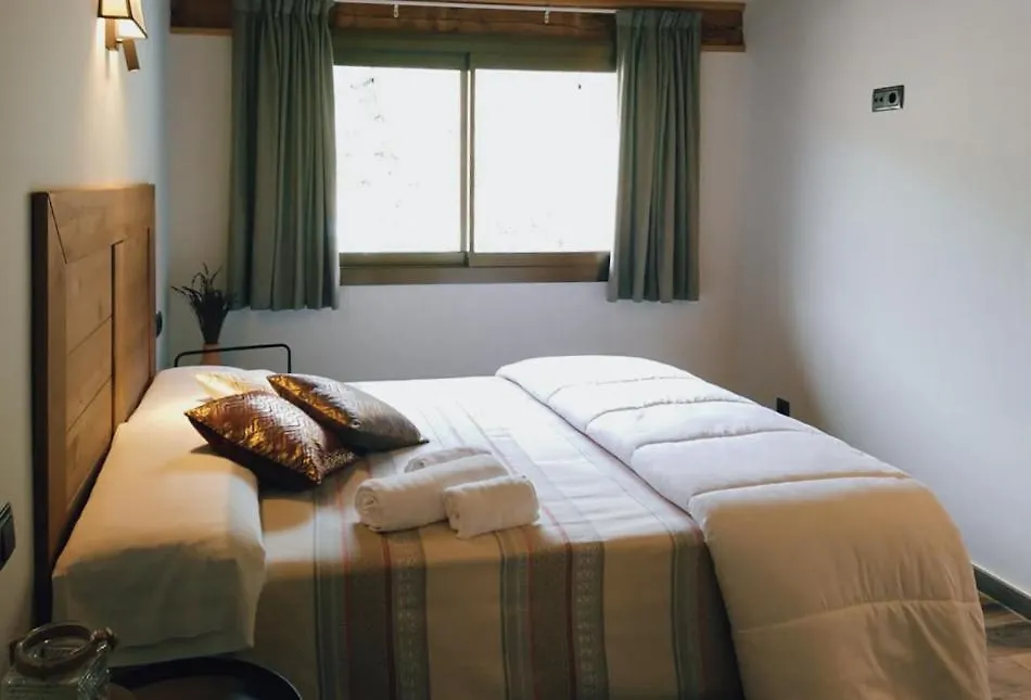 Apartaments I Bungalows Camping L'Orri Del Pallars Ribera de Montardit