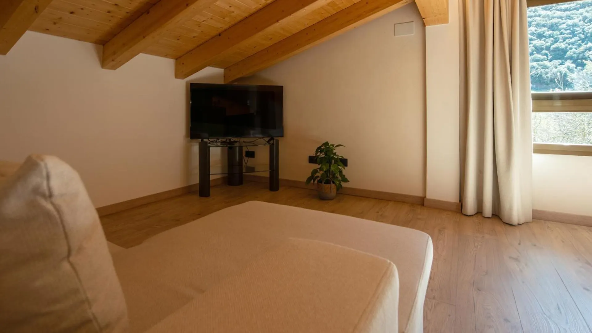 **  Apartaments I Bungalows Camping L'Orri Del Pallars Ribera de Montardit España